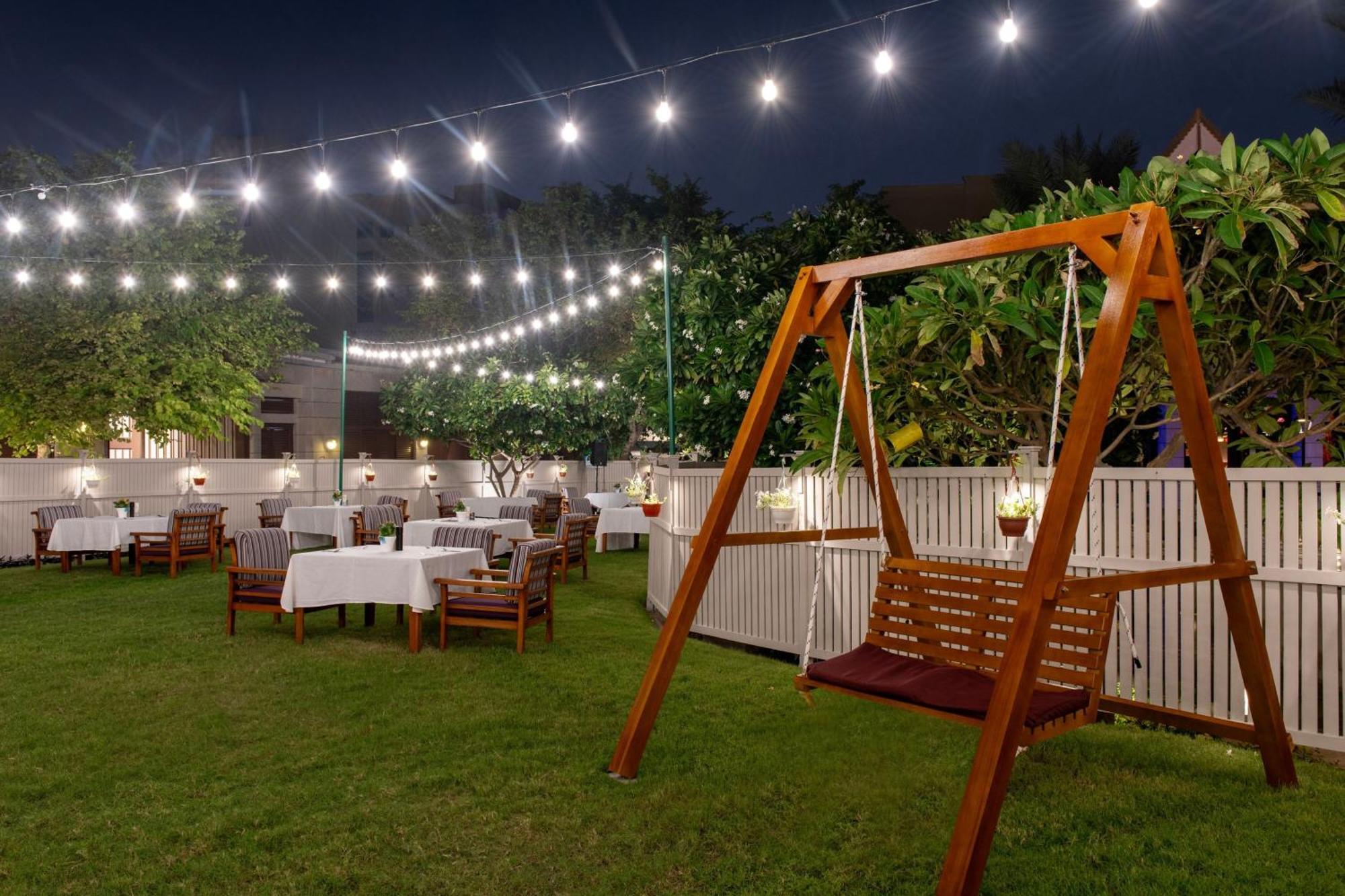 The Westin Doha Hotel & Spa Exterior photo The Garden at the Standard East Village
