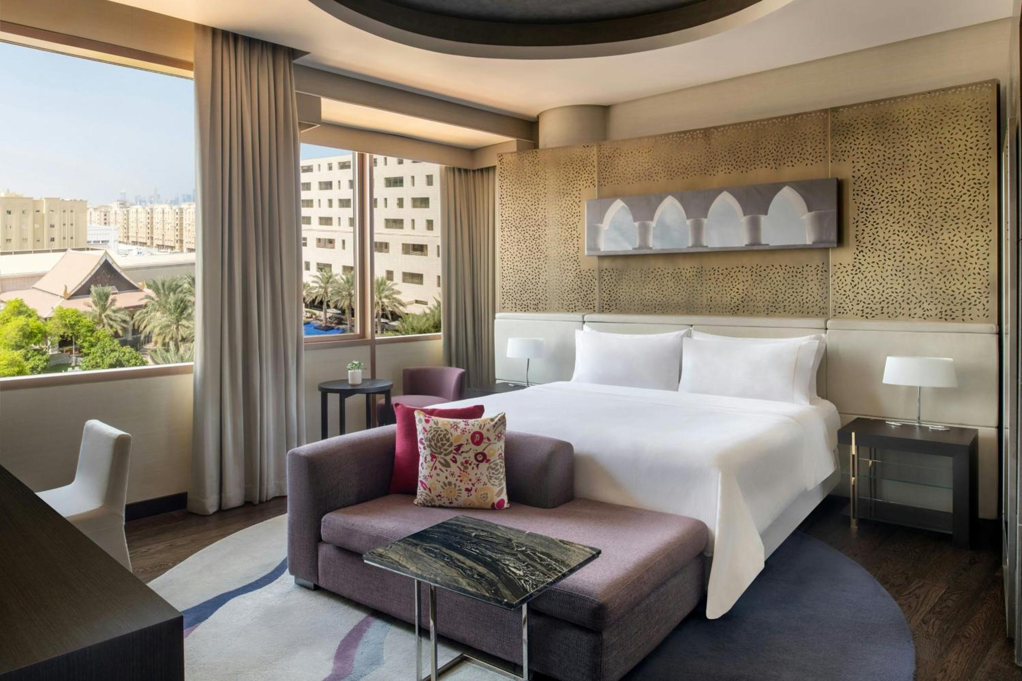 The Westin Doha Hotel & Spa Exterior photo